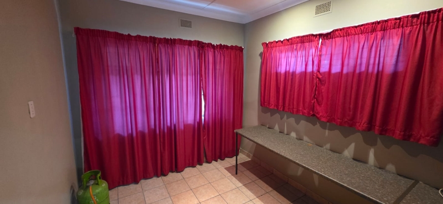 3 Bedroom Property for Sale in Songloed North West